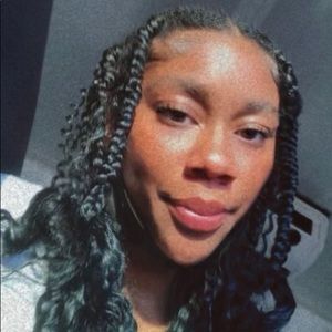 Meet your Posher, Nailah